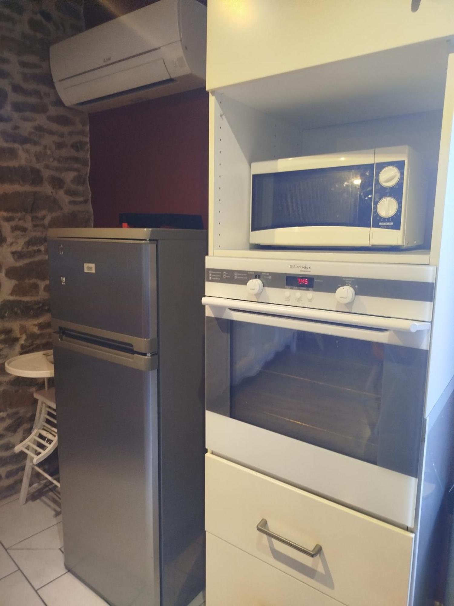 Chez Pauline & Vincent Cote Canal Apartment